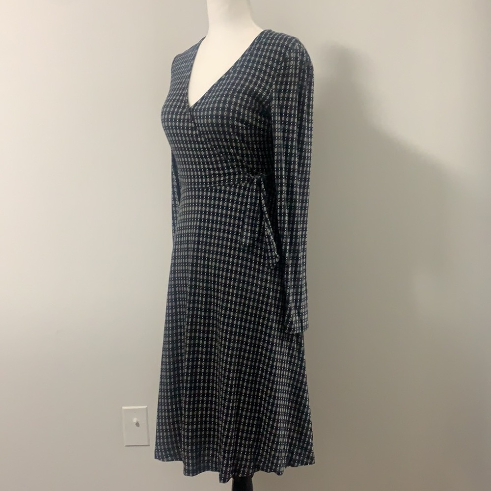 Caroll Paris Geometric Long-Sleeve V-Neck Winter Dress - Picture 4 of 11